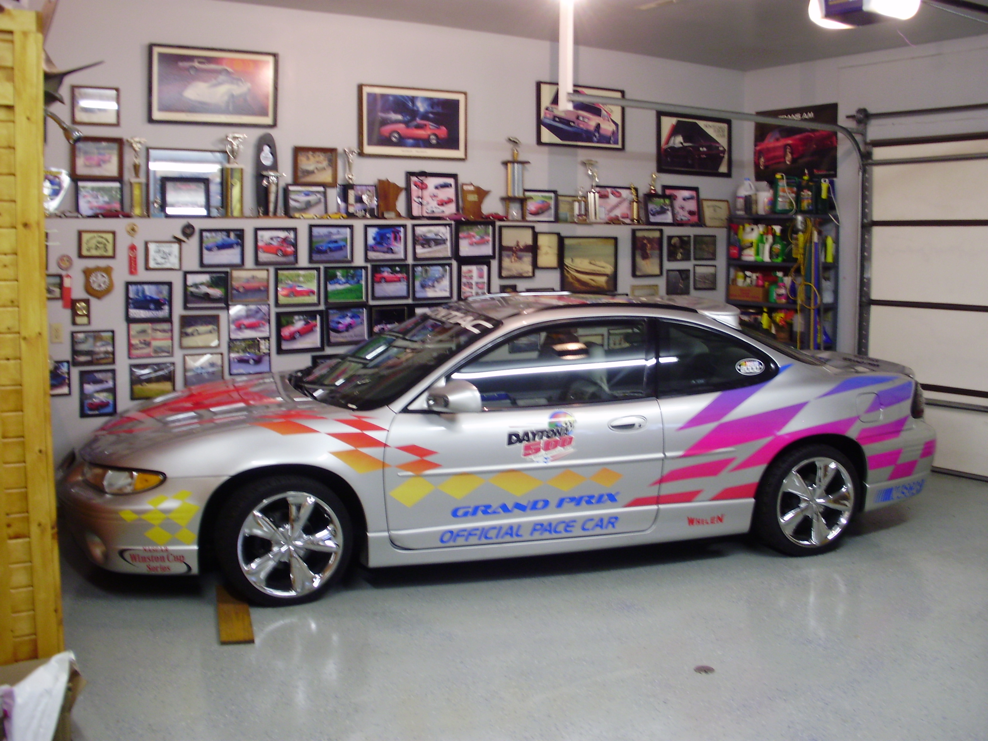 0031PaceCar/0031aRoof.JPG
