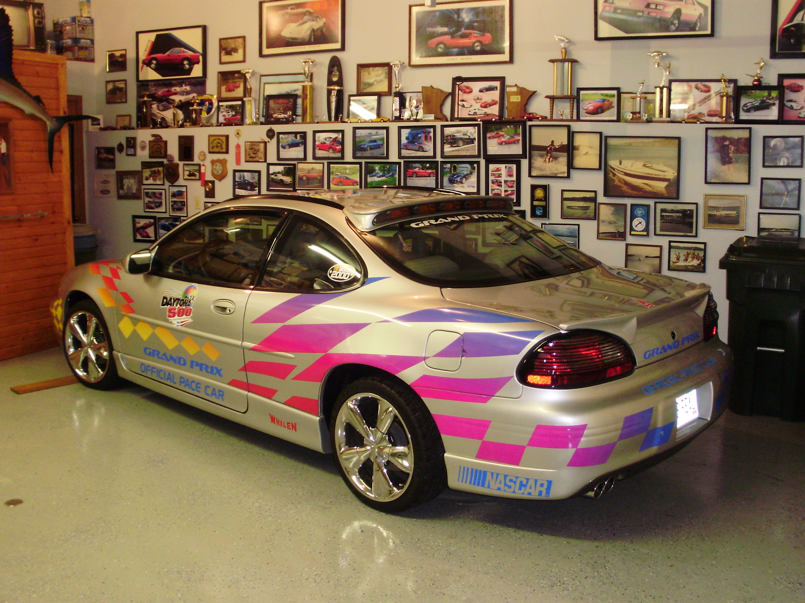 0031PaceCar/0031aRoof.JPG