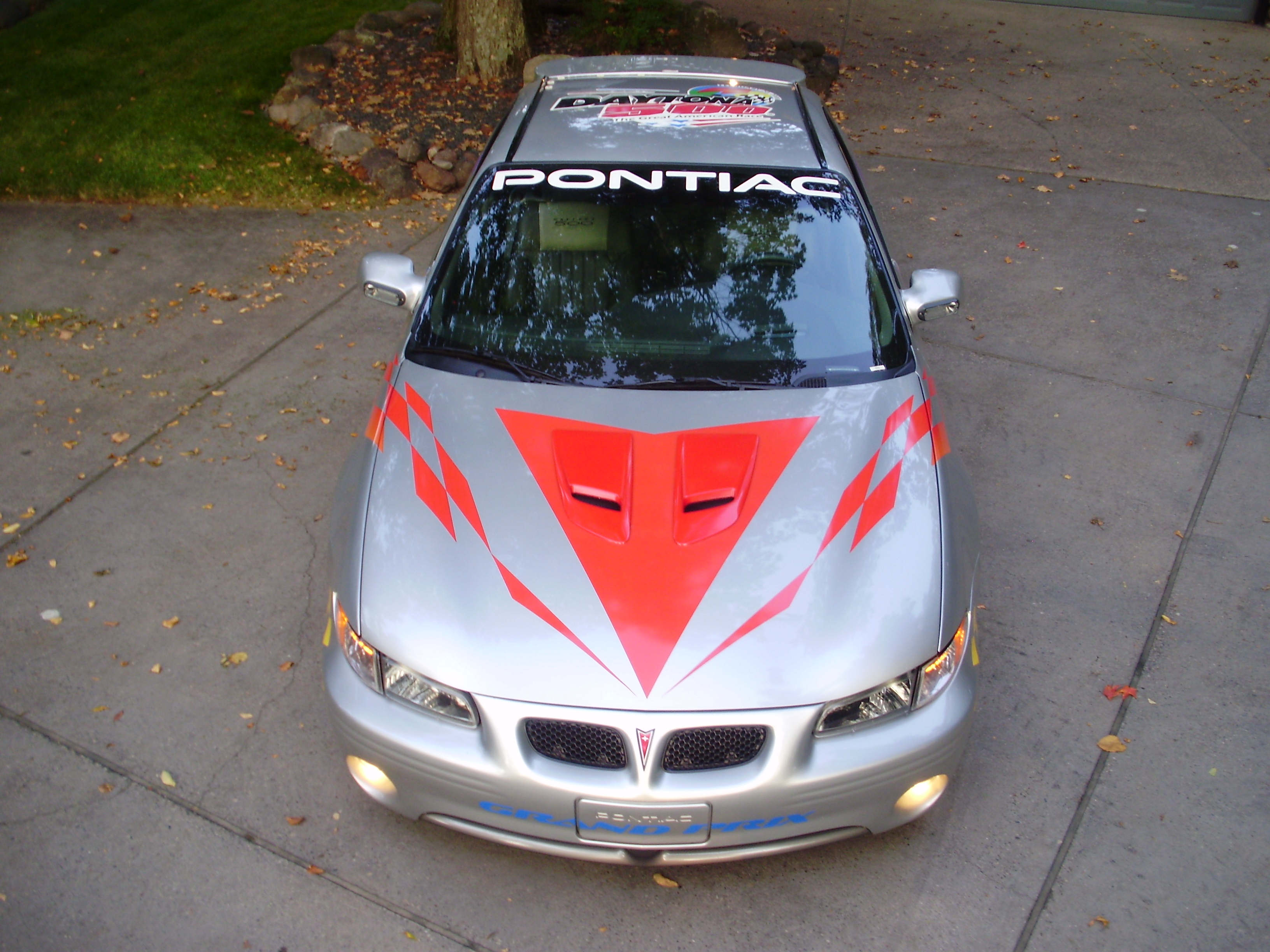 0031PaceCar/0031aRoof.JPG