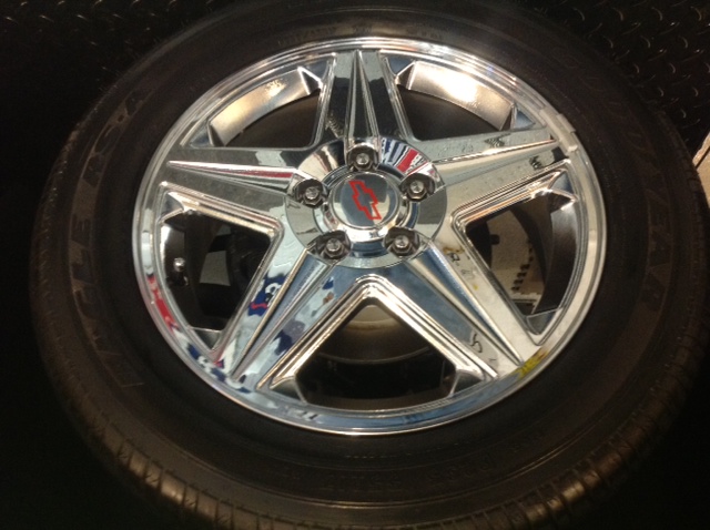 04IntimidatorSS/photo10Wheel.JPG