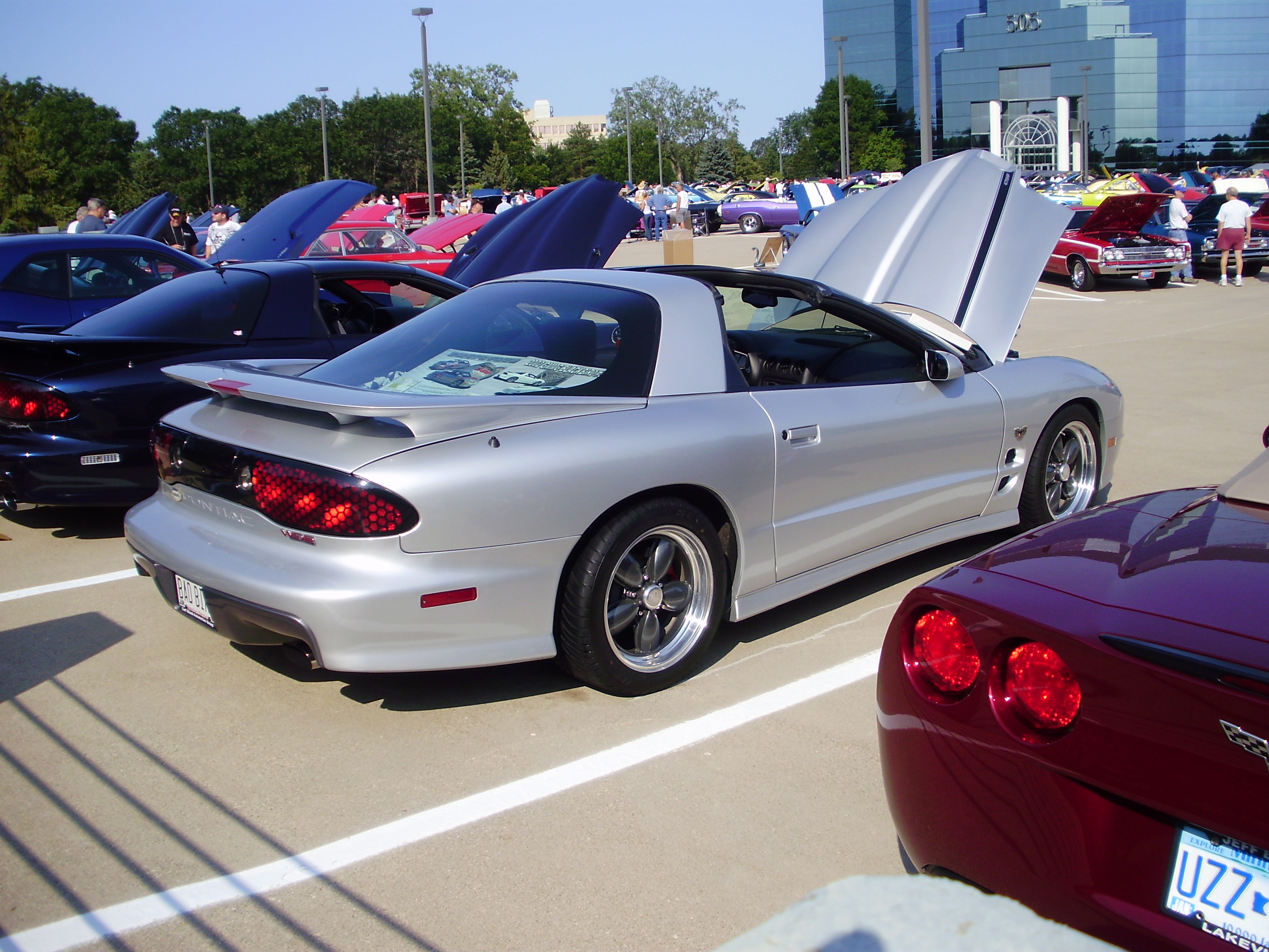 CARSHOWS/LOL.JPG