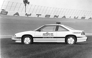PASTPACECARS/2006_Z06_Daytona_Corvette__front_.jpg